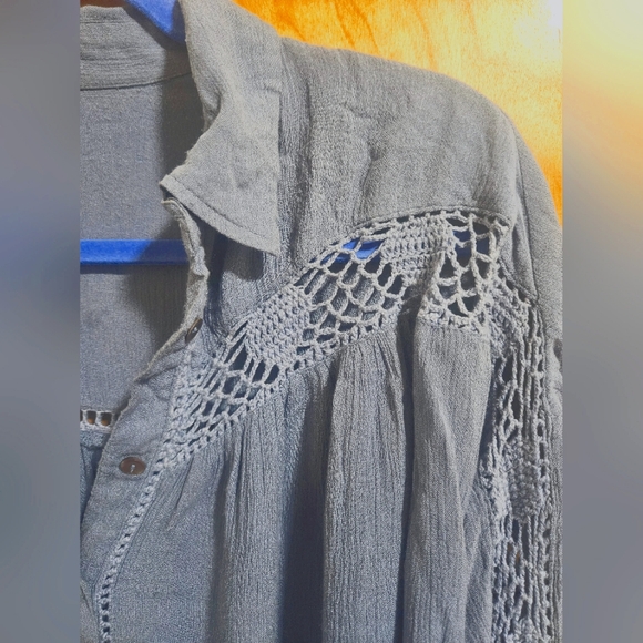 Free People Blue Katie Bird Button Down Crochet Shirt Tunic Top Large - Picture 5 of 10